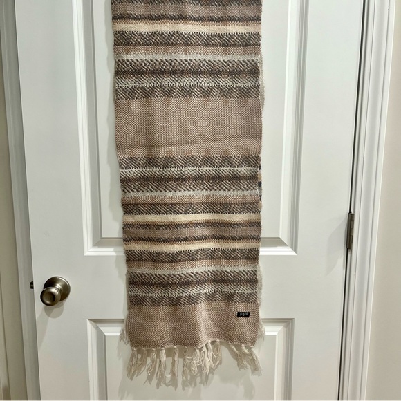 J. Crew reversible scarf - Picture 2 of 5